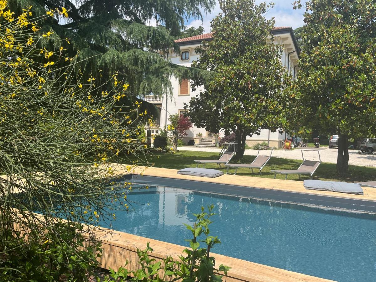 Il Bozzolo Eco Boutique Apartments Valeggio sul Mincio Ngoại thất bức ảnh
