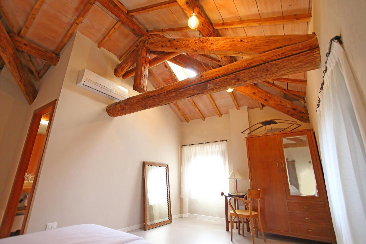 Il Bozzolo Eco Boutique Apartments Valeggio sul Mincio Ngoại thất bức ảnh